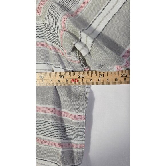 VANS Short Sleeve Grey and Pink Men's Casual Shirt Small - Picture 2 of 5